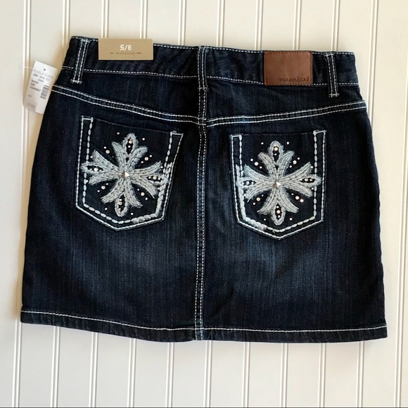 NWT Maurice's Dark Wash Embellished Jean Skirt - Picture 2 of 6
